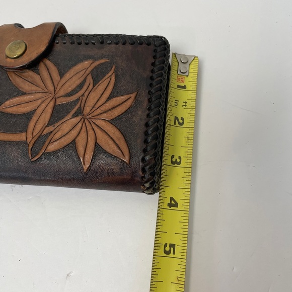 Vtg Ladies Brown Leather Wallet Floral 7” - Picture 7 of 10
